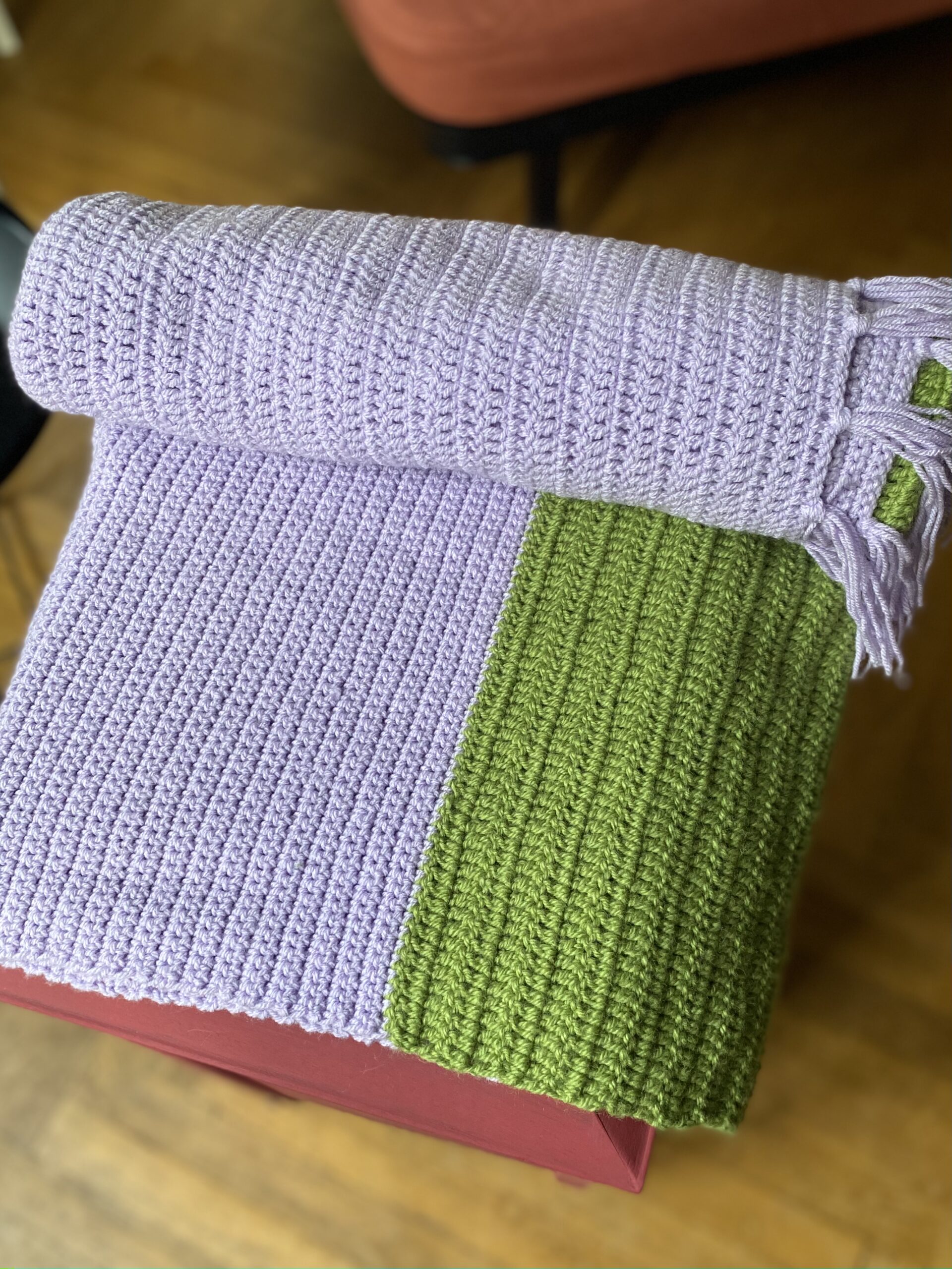 Plaid IRIS – Image 1